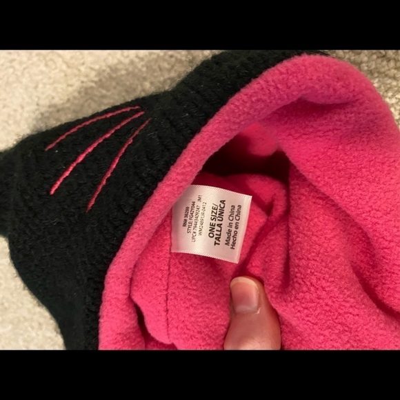 Kitten Cat Winter Hat - Picture 6 of 6